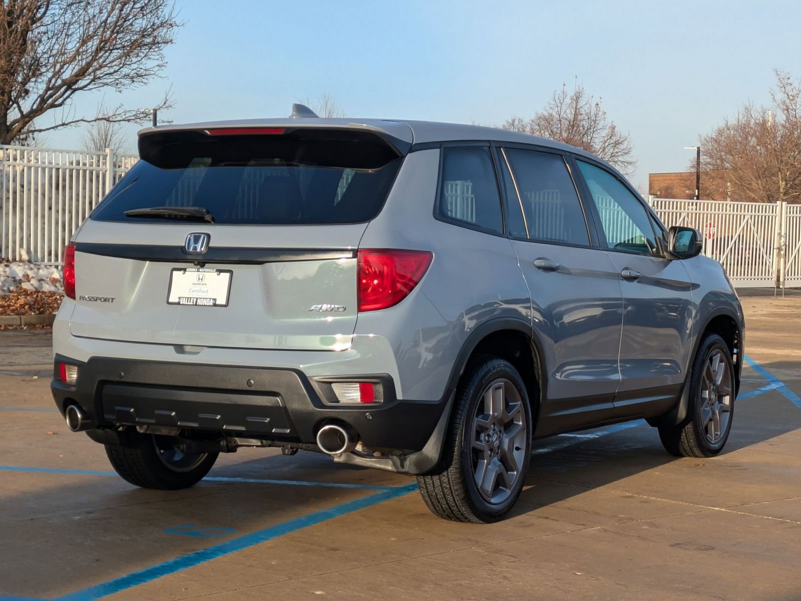 Used 2023 Honda Passport EX-L image 6