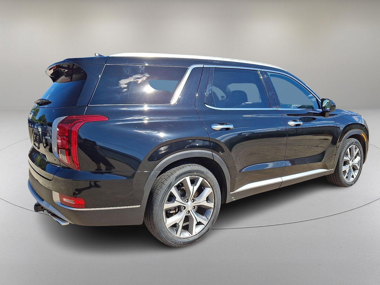 Used 2022 Hyundai Palisade SEL w/ 8P Bench Seat Package image 11