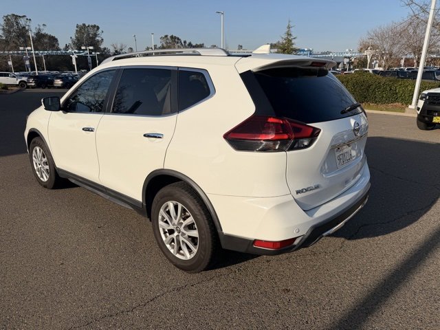 Used 2020 Nissan Rogue SV image 7