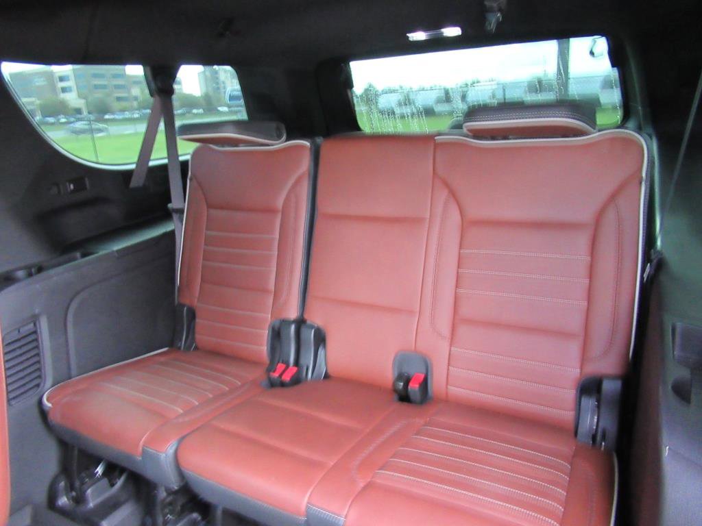Used 2024 GMC Yukon XL Denali Ultimate image 35