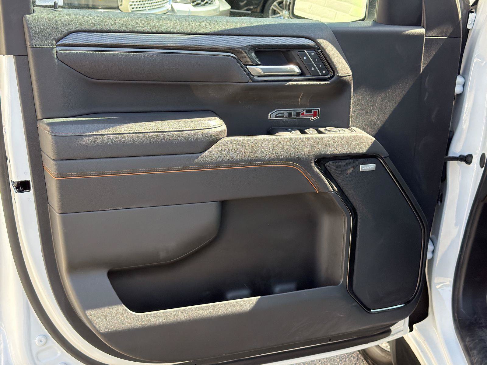 Used 2025 GMC Sierra 1500 AT4 AWD/4WD image 21