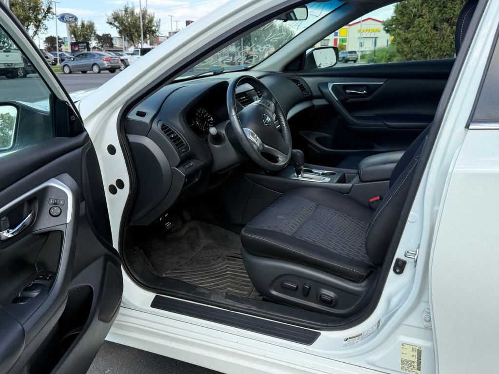 Used 2017 Nissan Altima 2.5 SV FWD image 8