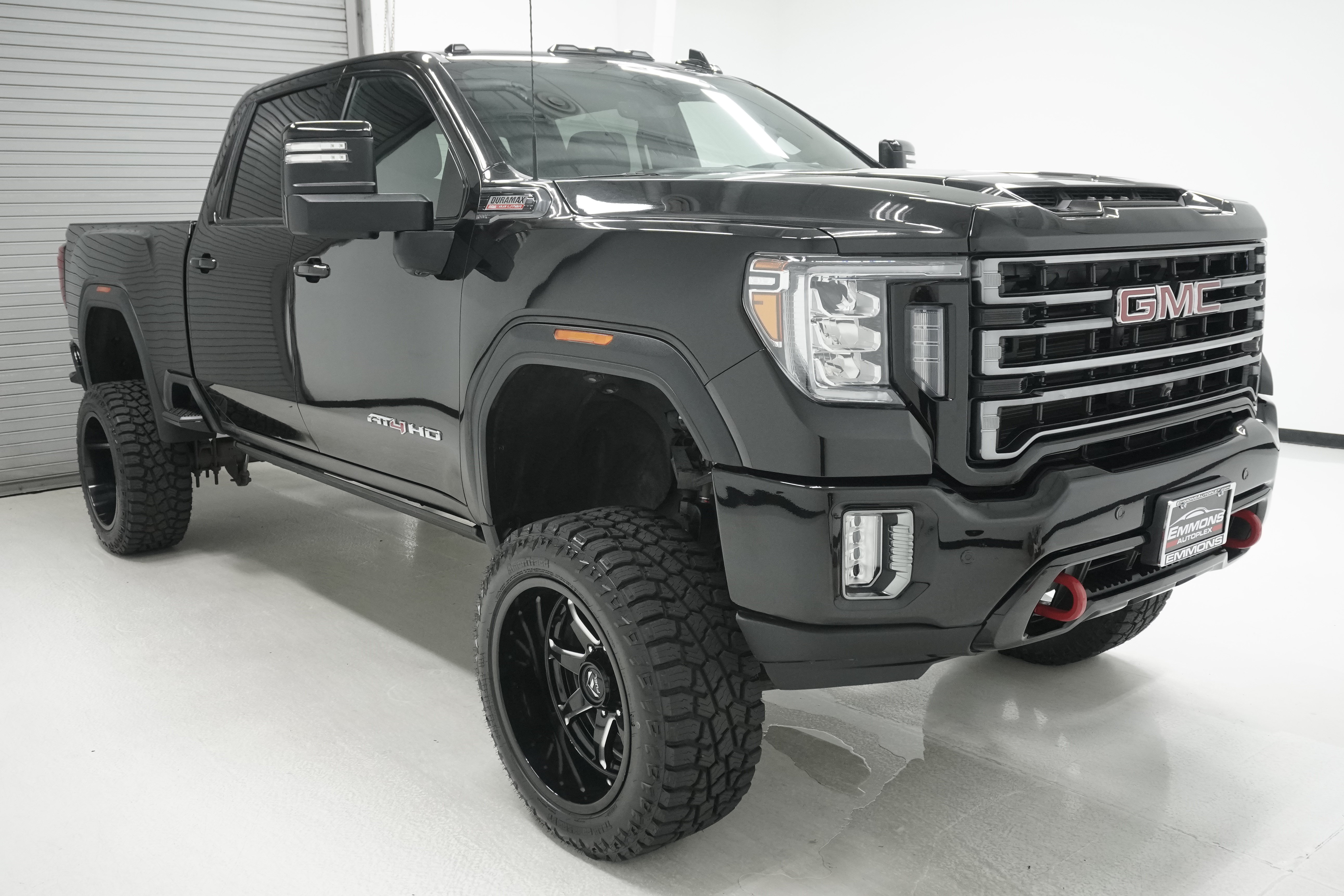 Used 2022 GMC Sierra 2500 AT4 w/ AT4 Premium Plus Package AWD/4WD image 3