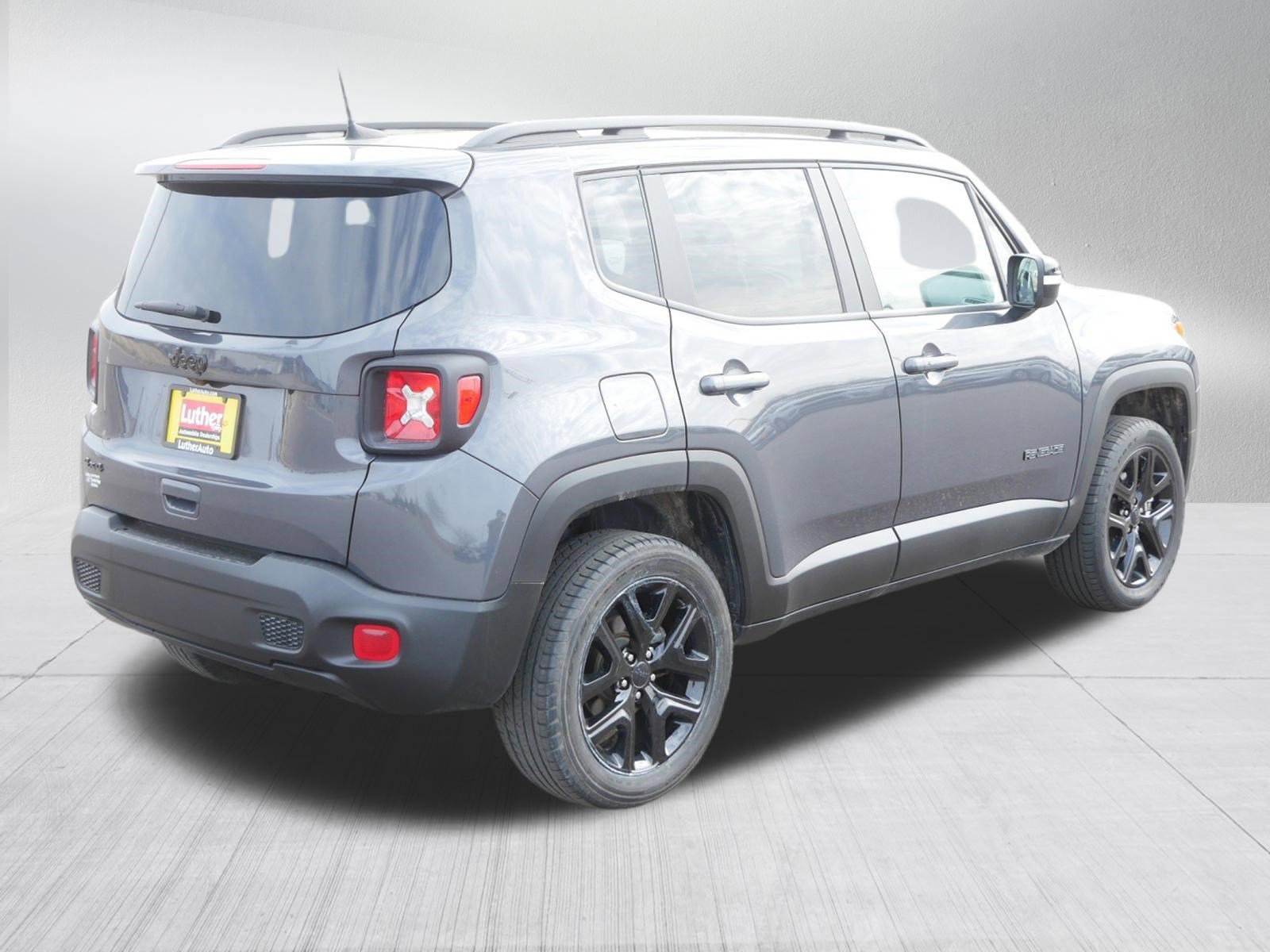 Used 2023 Jeep Renegade Altitude w/ Sun/Sound Group AWD/4WD image 7