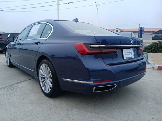 Used 2022 BMW 740i w/ Premium Package image 7