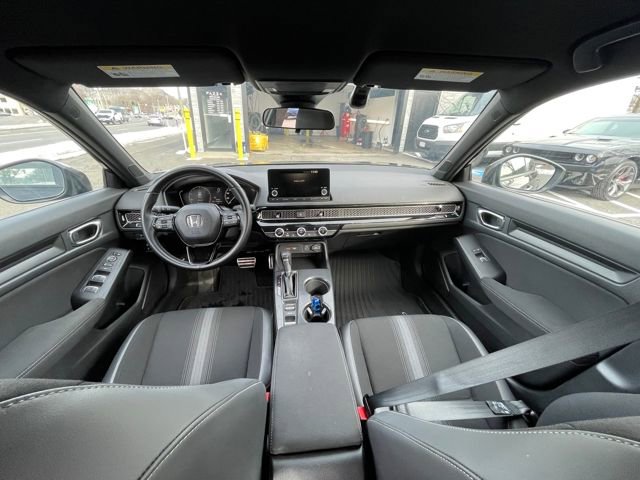 Used 2023 Honda Civic Sport image 16