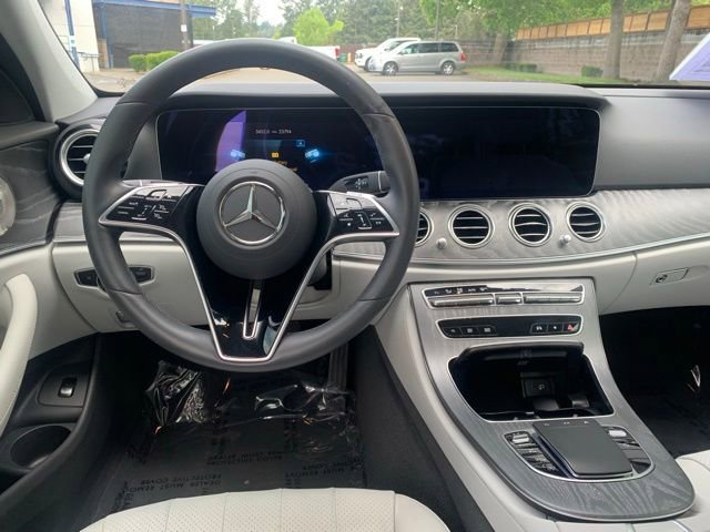 Used 2022 Mercedes-Benz E 350 4MATIC Sedan image 15