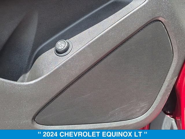 Used 2024 Chevrolet Equinox LT AWD/4WD image 12