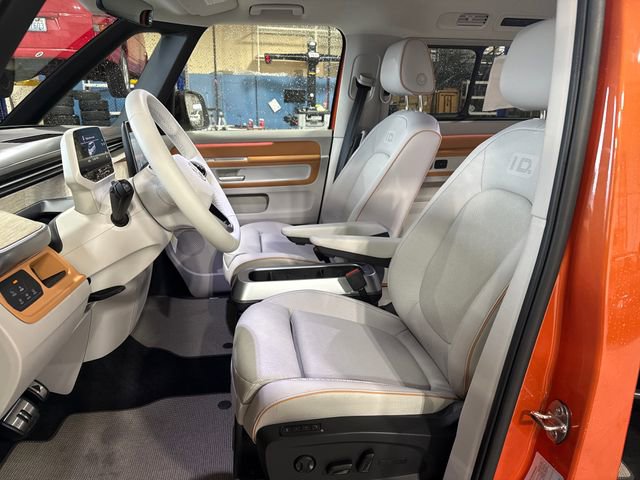 New 2025 Volkswagen ID. Buzz Pro S Plus image 15
