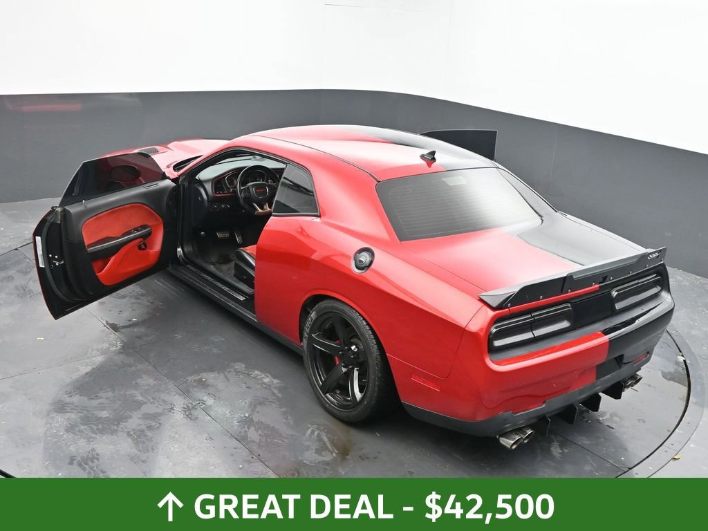 Used 2016 Dodge Challenger SRT Hellcat image 86