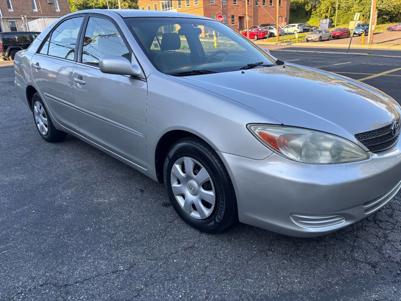 Used 2004 Toyota Camry LE FWD image 3