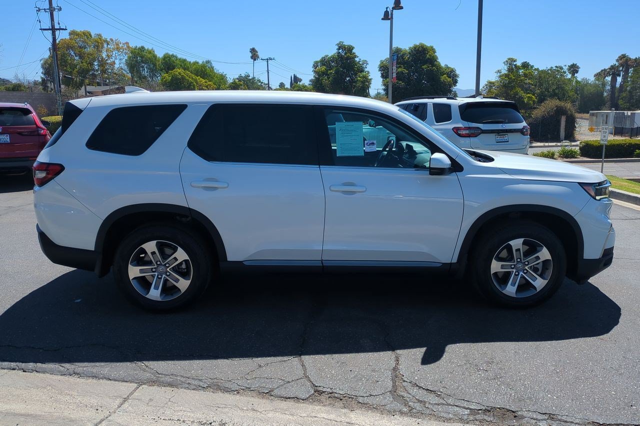 Certified 2023 Honda Pilot EX-L image 5
