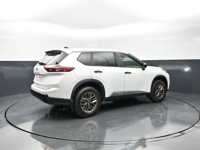 Certified 2025 Nissan Rogue S FWD image 7