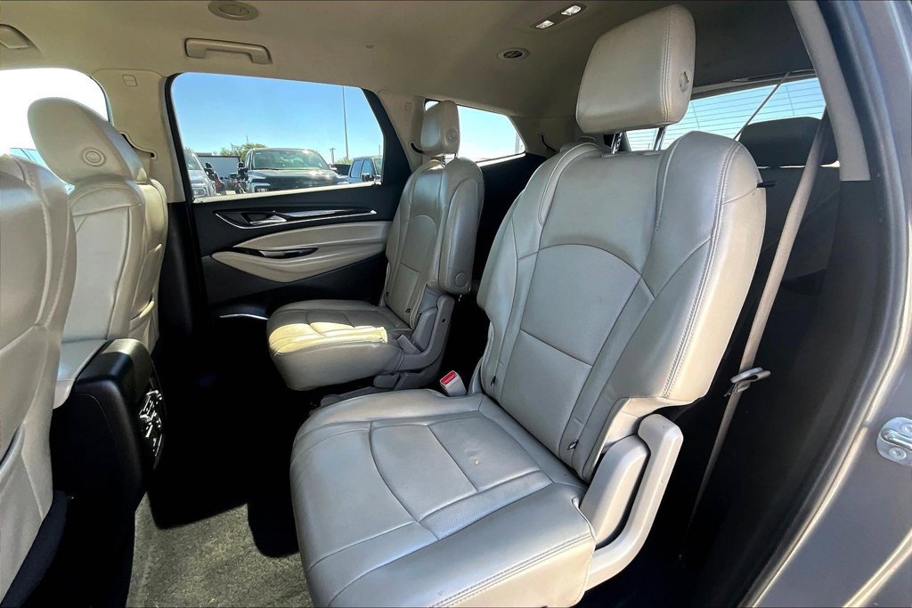 Used 2018 Buick Enclave Premium FWD image 28