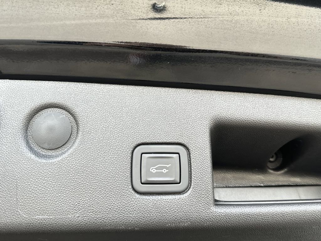 Certified 2024 Chevrolet Equinox LT image 32