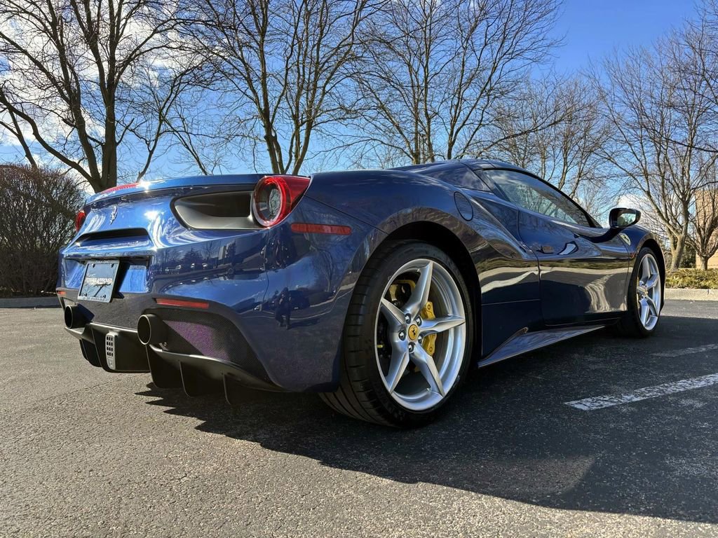 Used 2017 Ferrari 488 Spider image 23