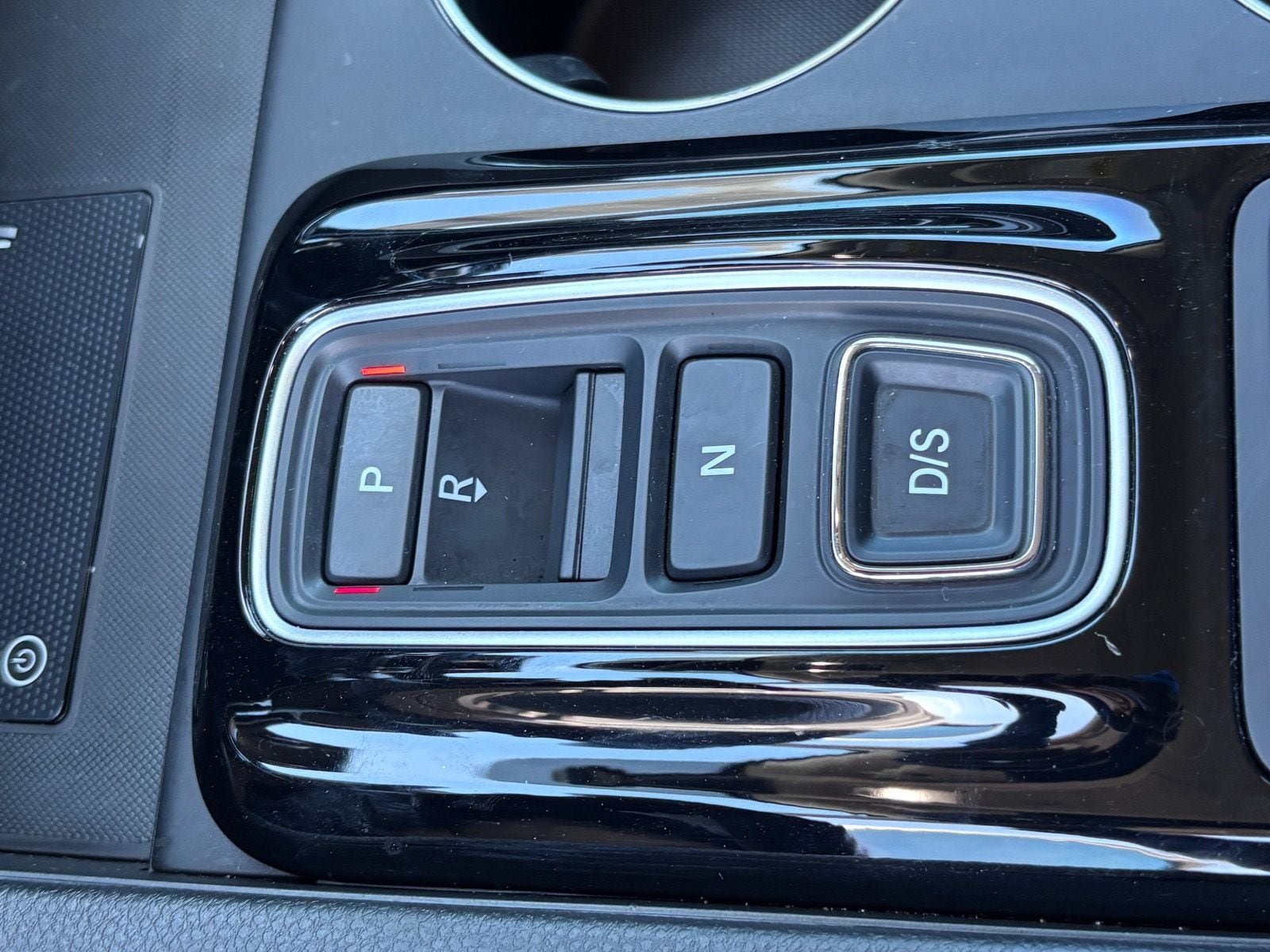 Certified 2025 Honda Pilot Touring image 33