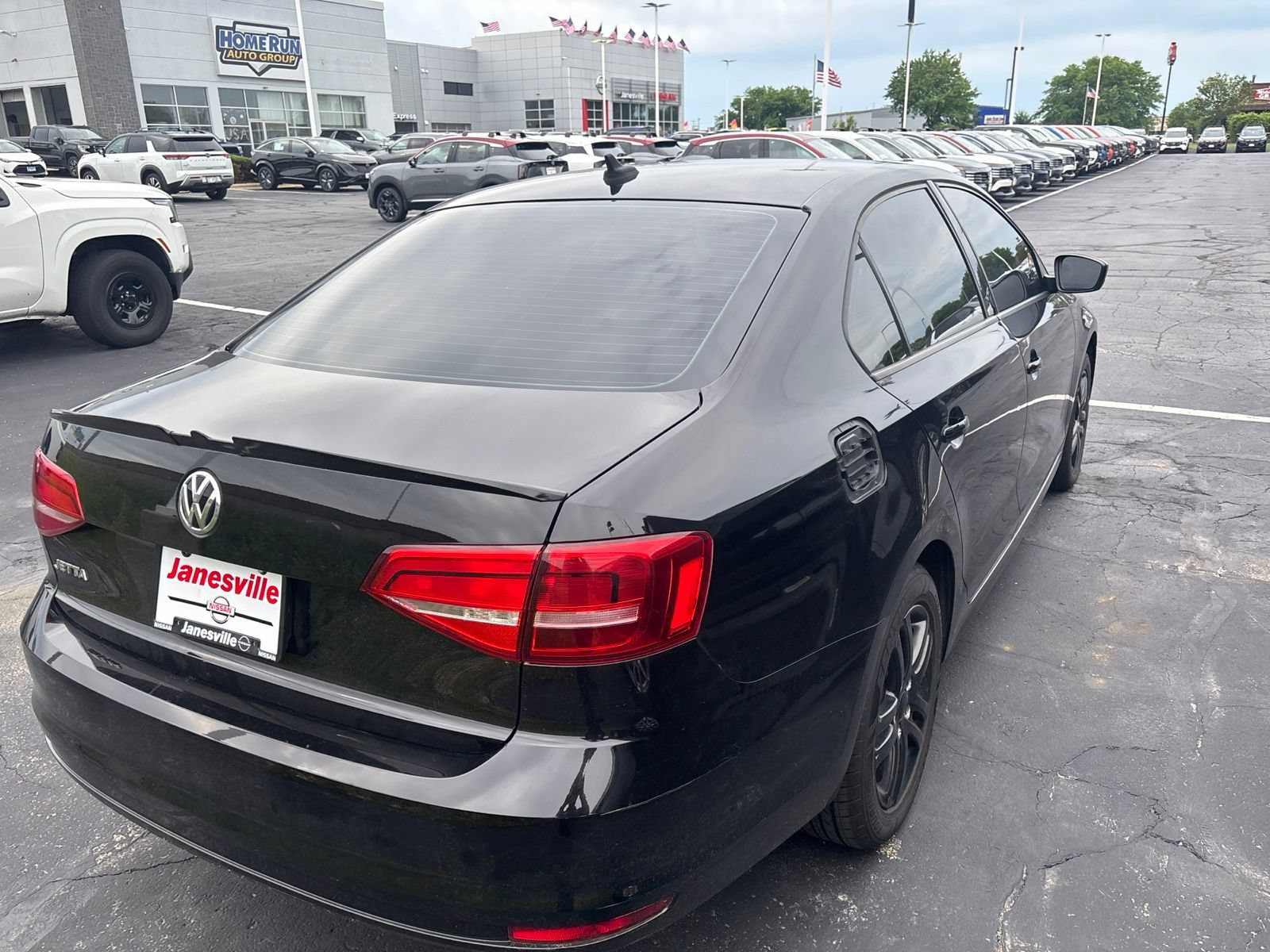 Used 2015 Volkswagen Jetta S w/ Welcome Package FWD image 4