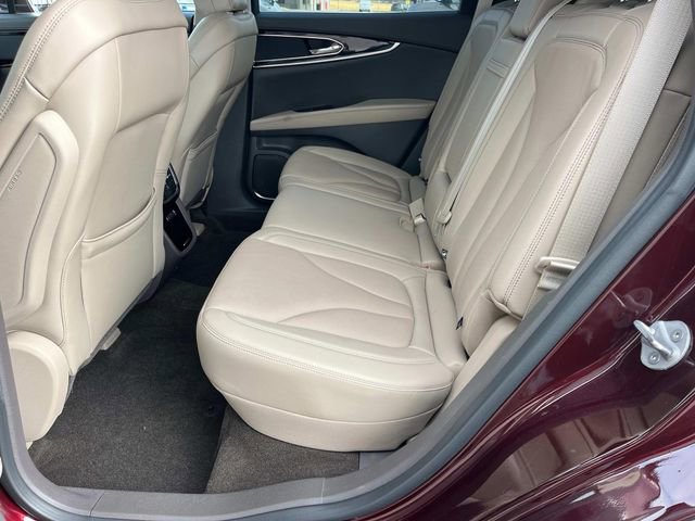 Used 2022 Lincoln Nautilus Reserve image 20