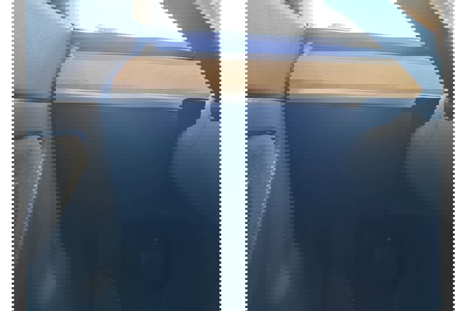 Used 2019 Tesla Model 3 Standard Range image 30