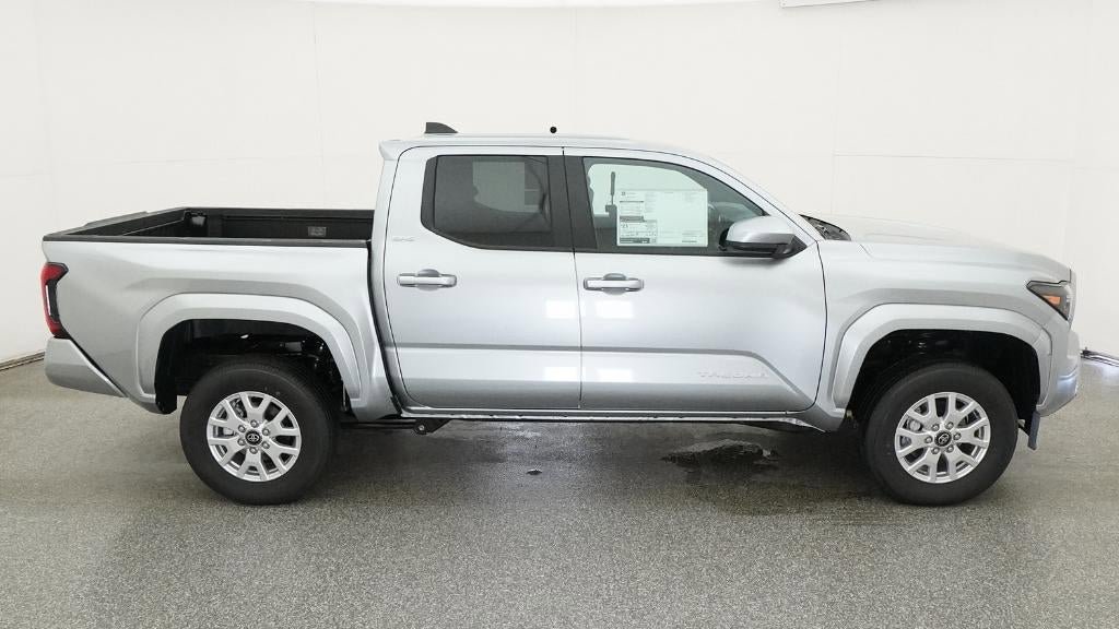 New 2026 Toyota Tacoma SR5 AWD/4WD image 11