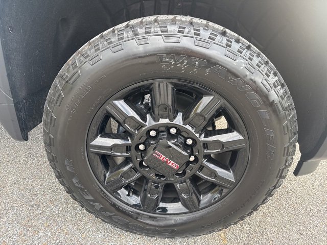 New 2026 GMC Sierra 2500 AT4 w/ Technology Package image 9