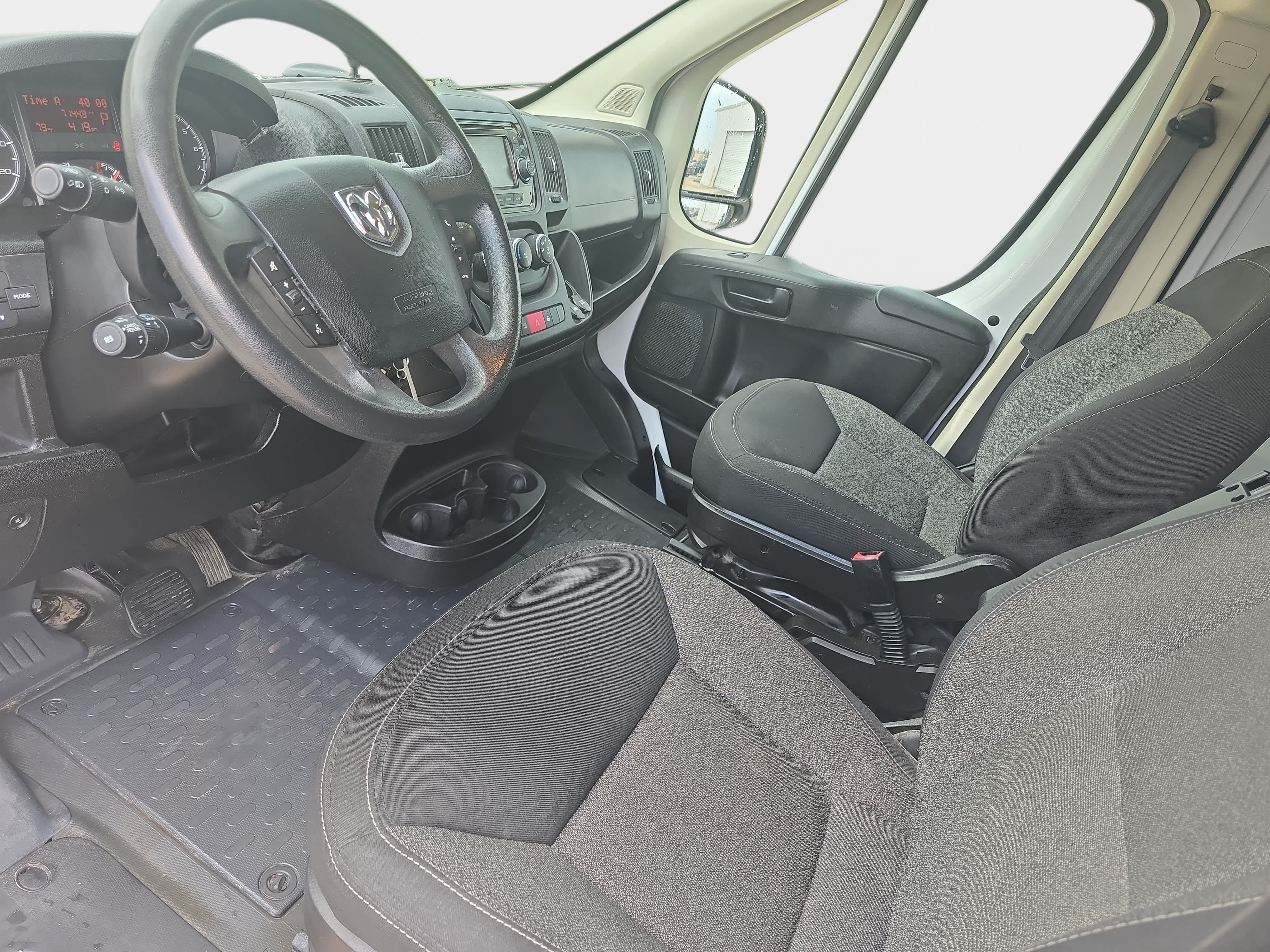 Used 2017 RAM ProMaster 2500 w/ Interior Convenience Group FWD image 12