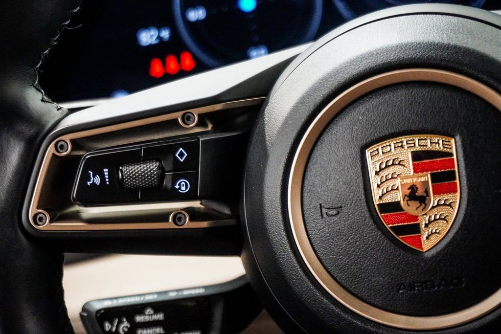 Used 2023 Porsche Taycan 4S w/ Premium Package image 30