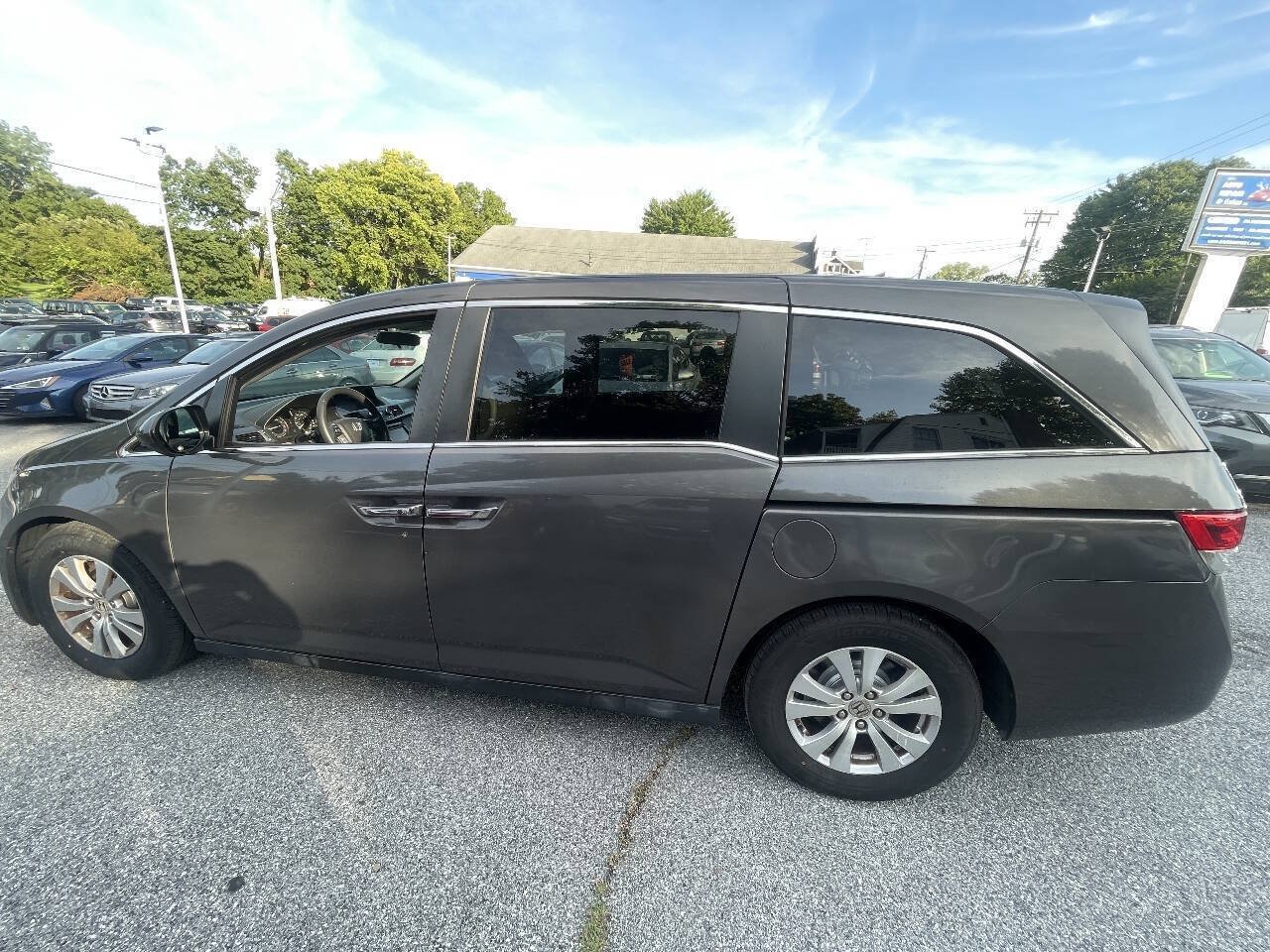 Used 2014 Honda Odyssey EX image 8