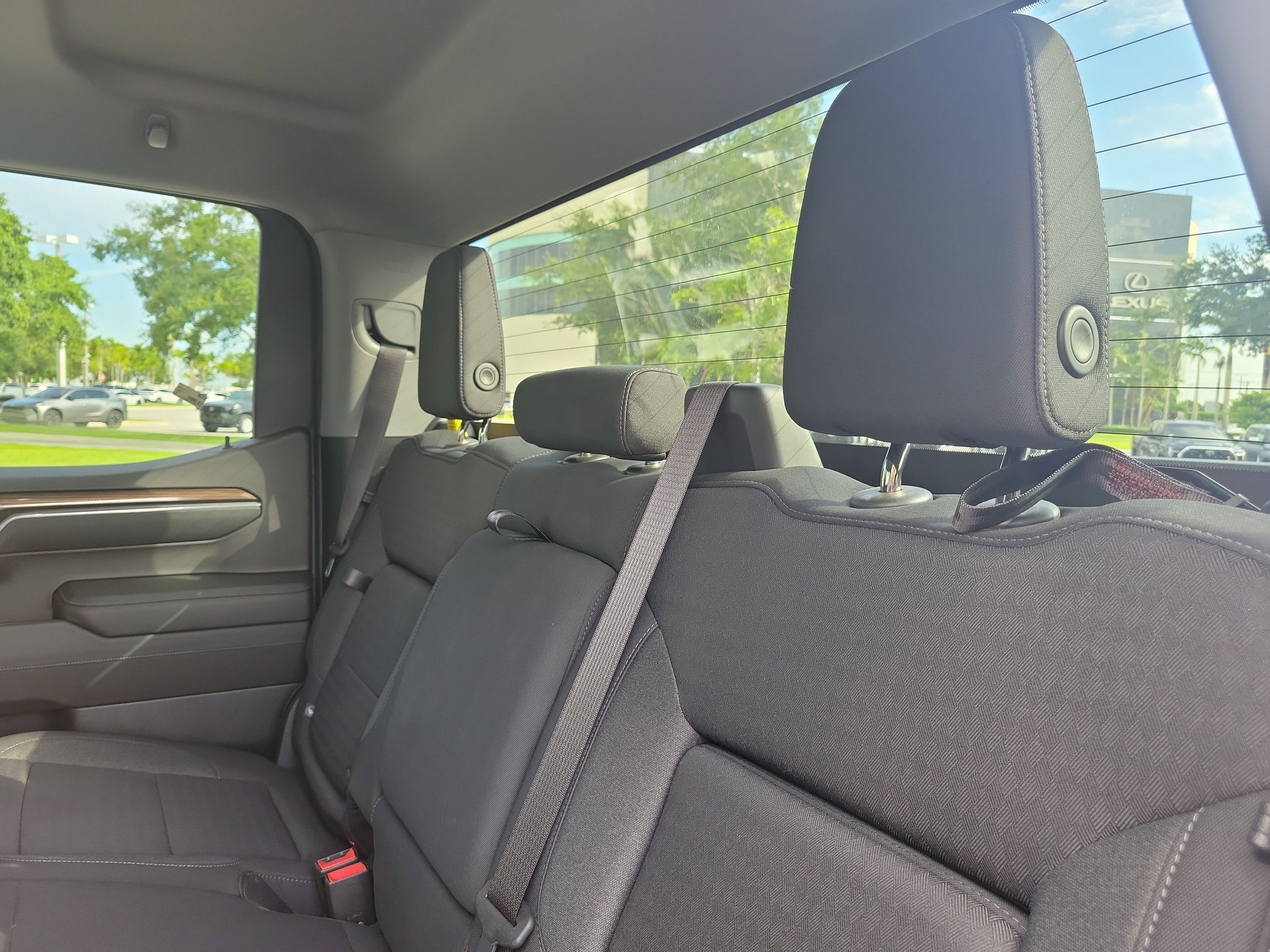 Used 2023 Chevrolet Silverado 1500 LT RWD image 12