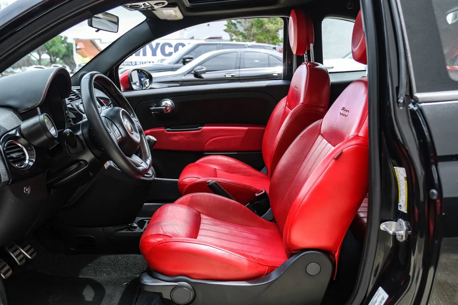 Used 2013 FIAT 500 Abarth w/ Comfort/Convenience Group FWD image 3