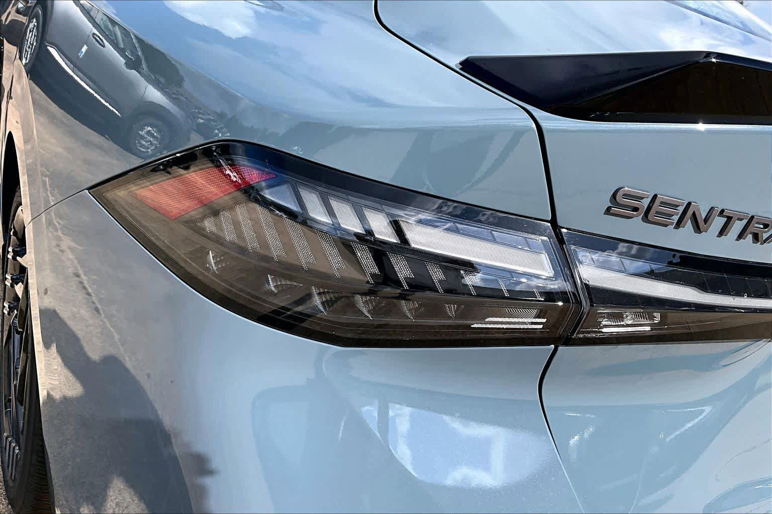 New 2026 Nissan Sentra SR w/ SR Premium Package FWD image 12