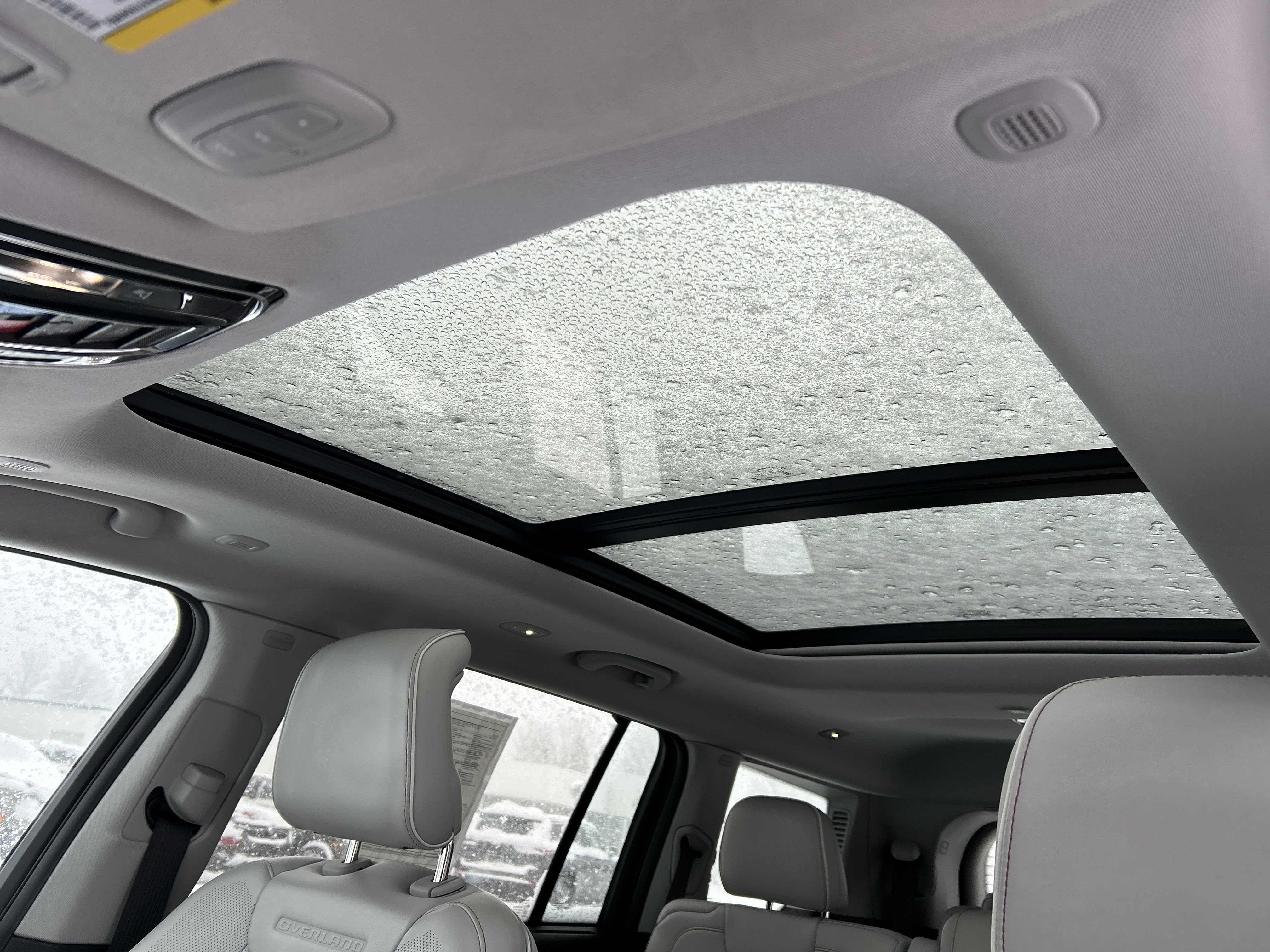 Used 2021 Jeep Grand Cherokee L Overland w/ Advanced Protech Group III image 14