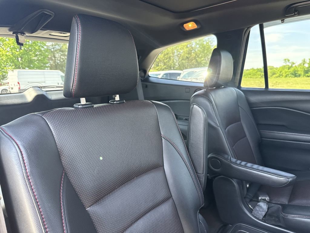 Used 2020 Honda Pilot Black Edition image 37