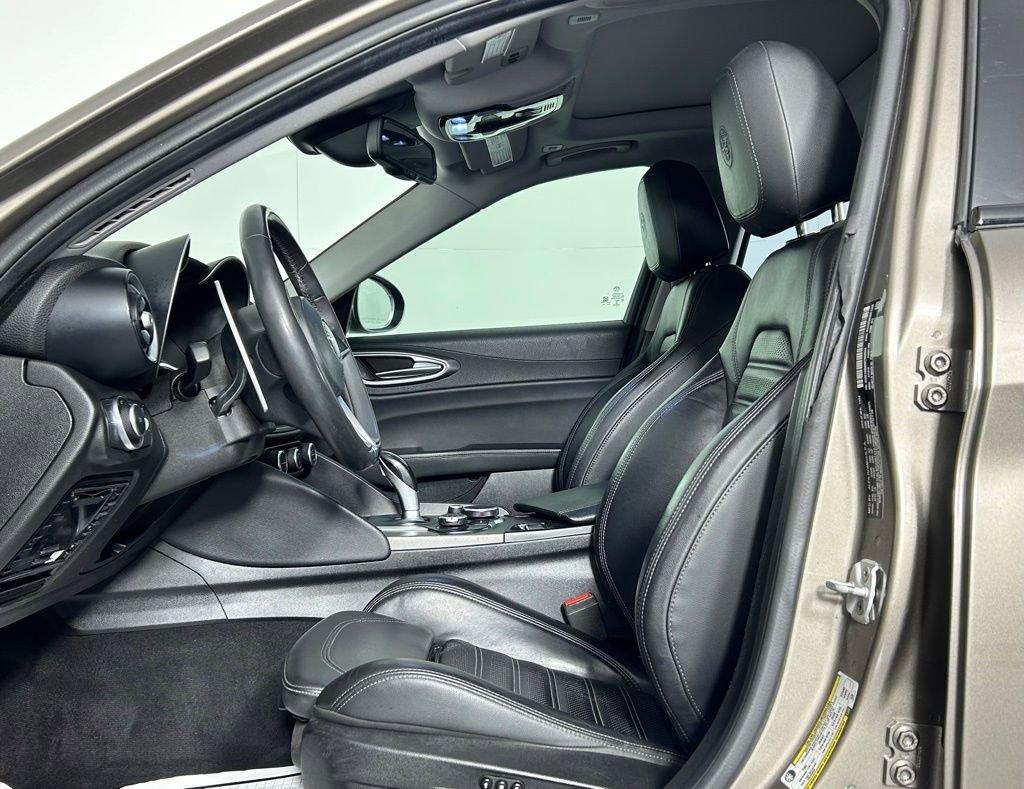 Used 2019 Alfa Romeo Giulia Ti Sport w/ Quick Order Package 22S Sport image 28