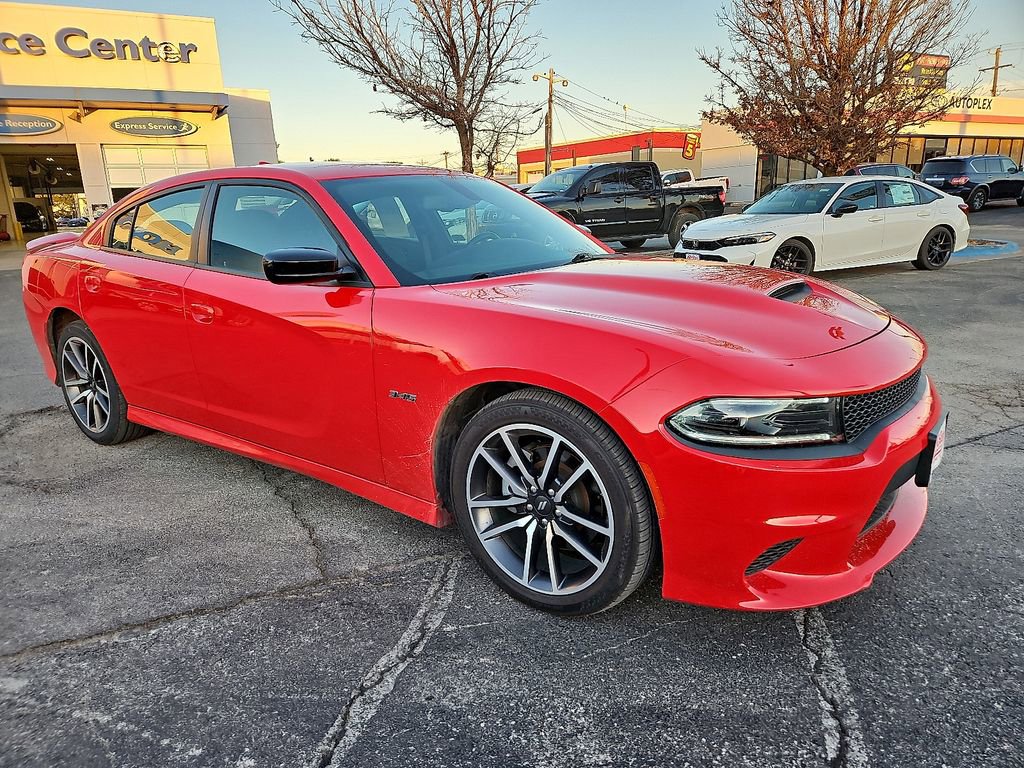 Used 2023 Dodge Charger R/T w/ Cold Weather Package image 10