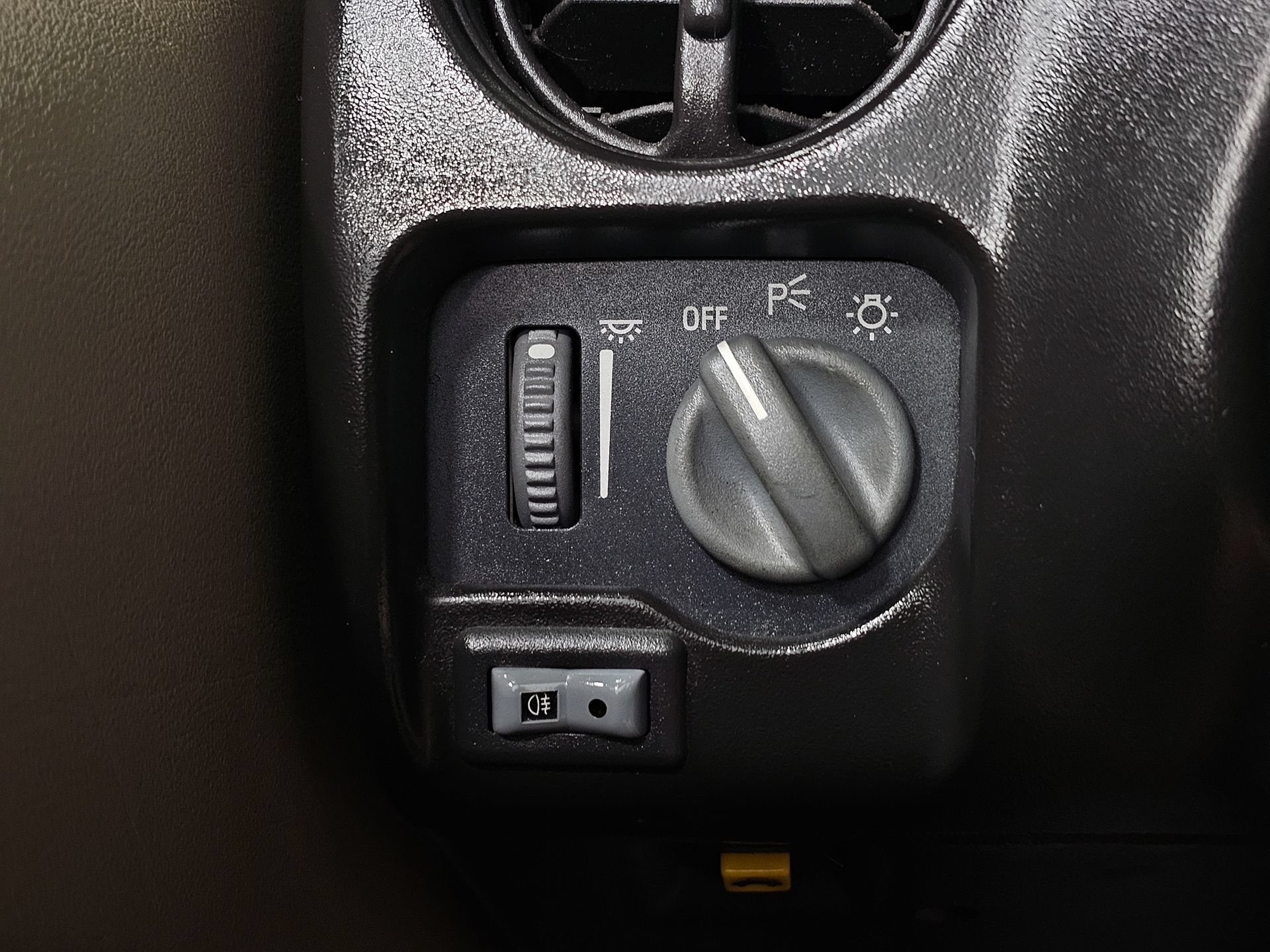 Used 2000 Pontiac Firebird Trans Am RWD image 36