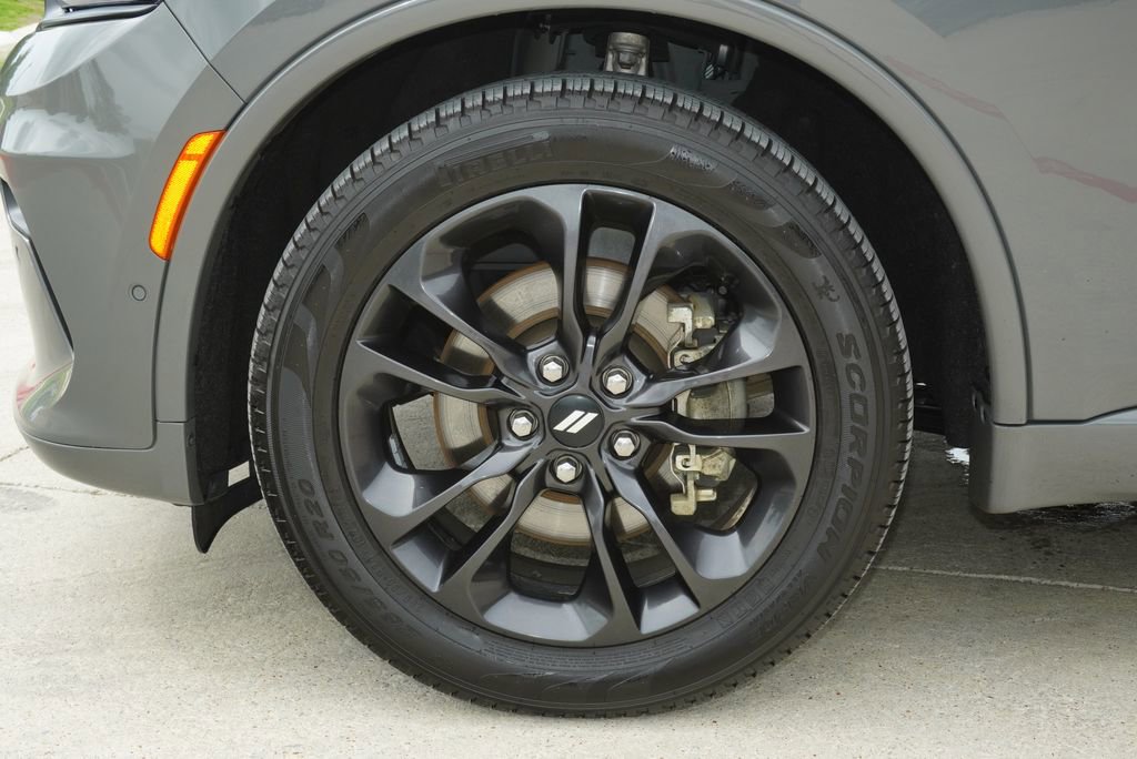 Used 2025 Dodge Durango R/T AWD/4WD image 11