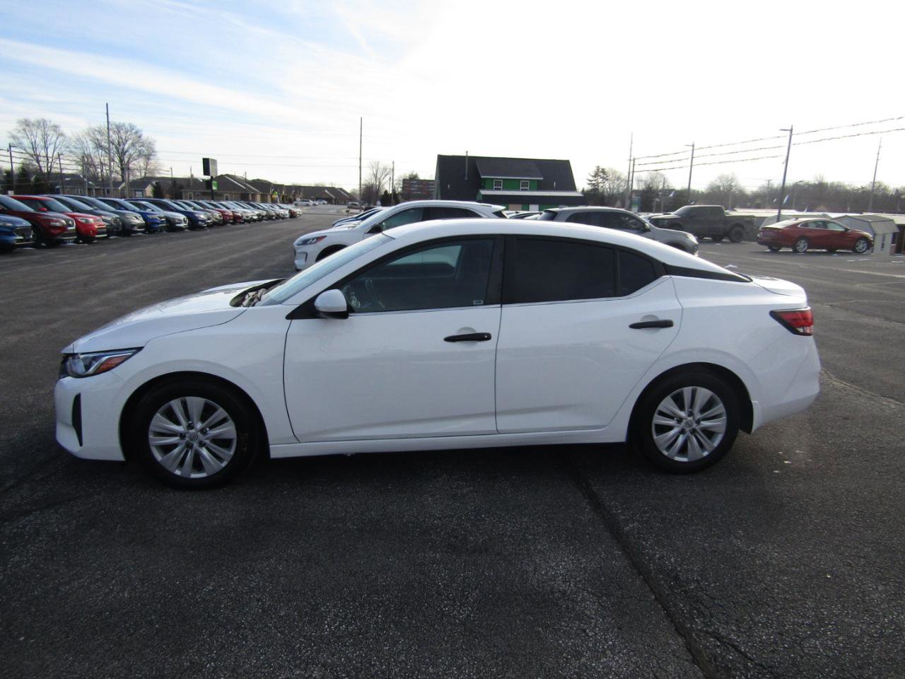 Used 2025 Nissan Sentra S w/ Lighting Package image 4