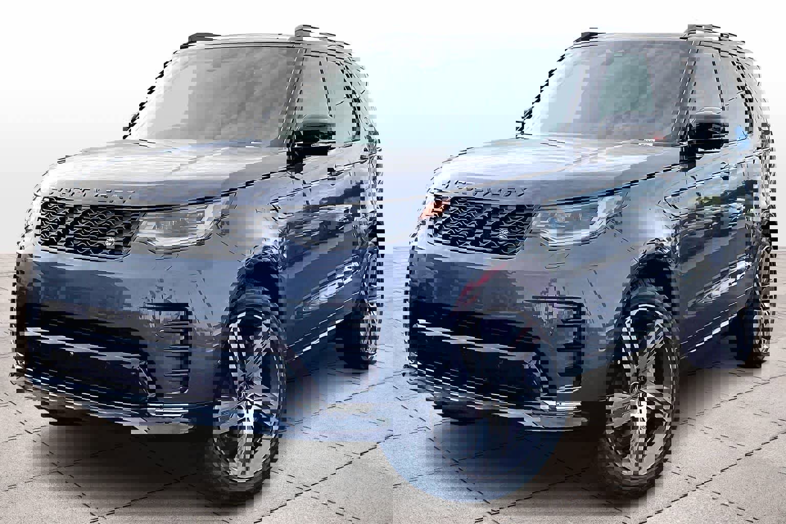 New 2026 Land Rover Discovery Dynamic SE