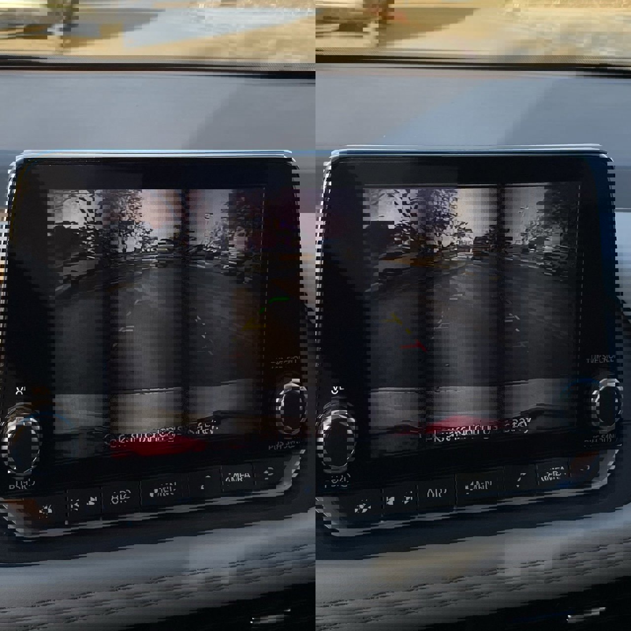 Used 2025 Nissan Rogue SV image 18