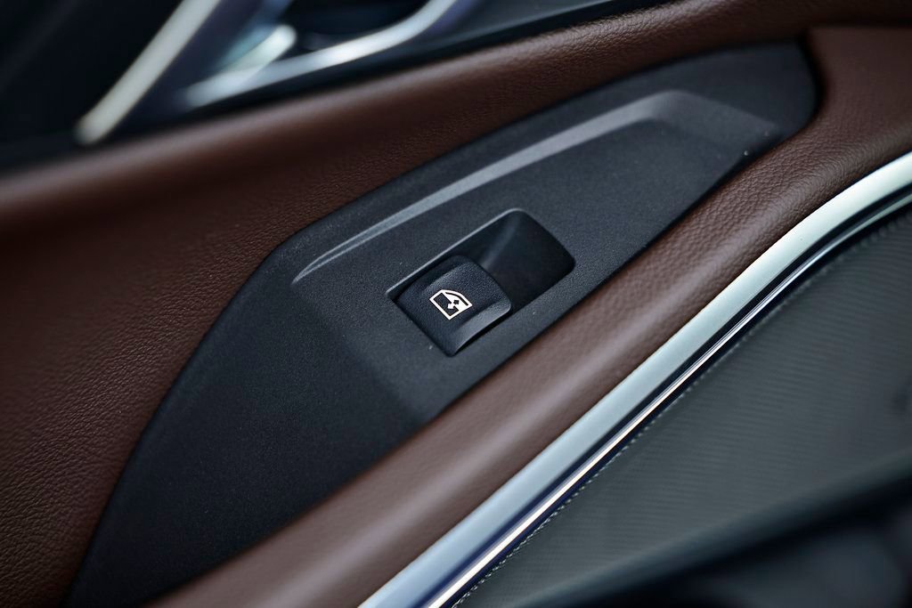 New 2026 BMW 330i Sedan w/ M Sport Package image 25