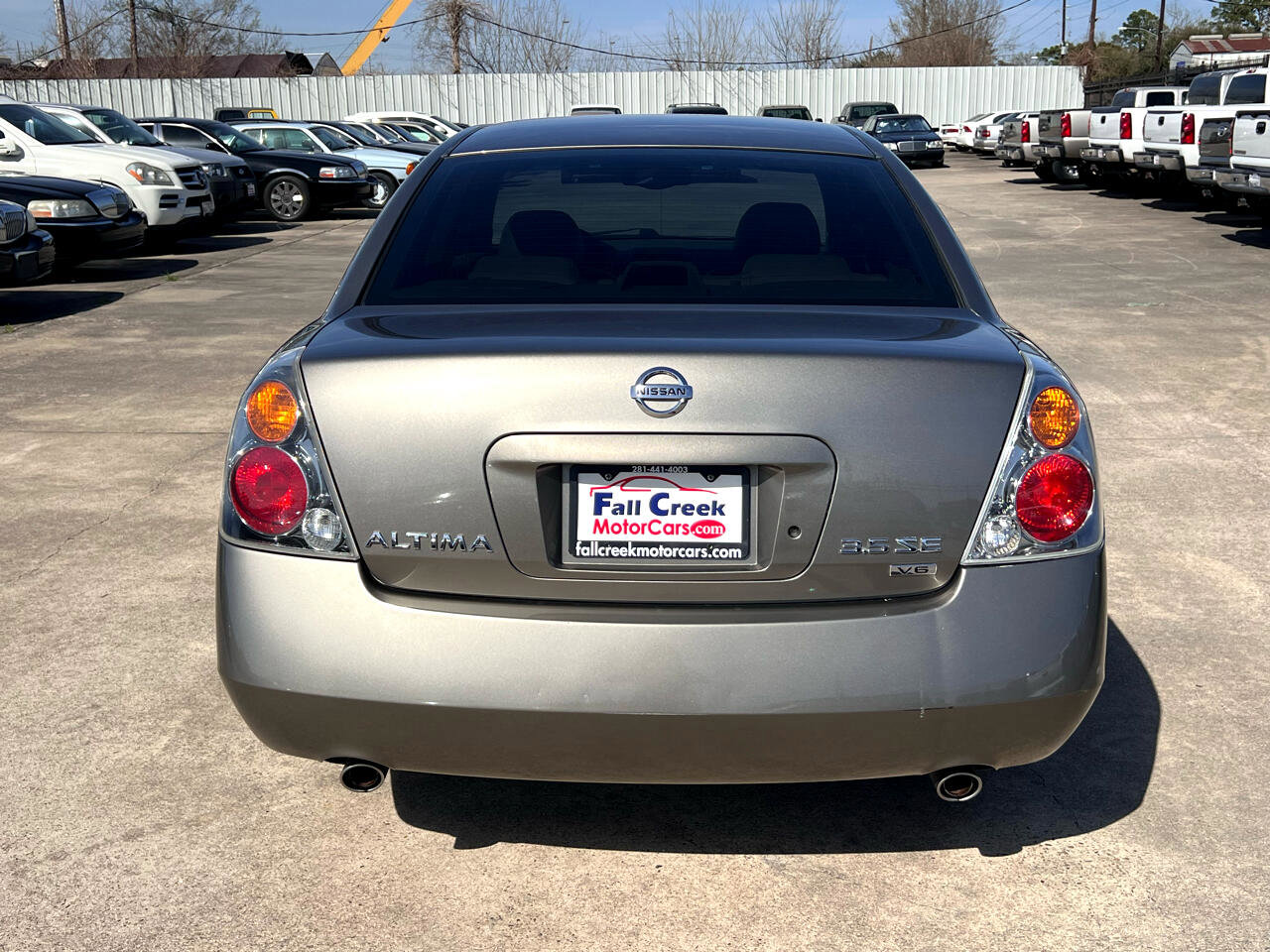 Used 2003 Nissan Altima 3.5 SE image 5