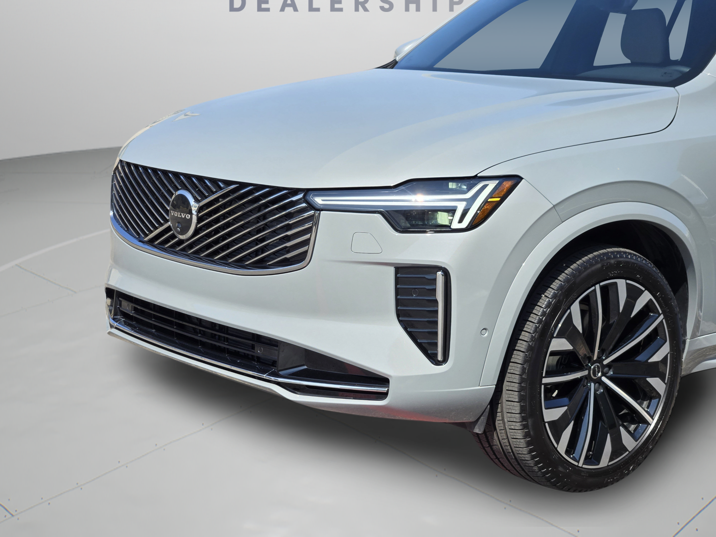 Certified 2026 Volvo XC90 B6 Plus w/ Protection Package Premier AWD/4WD image 34