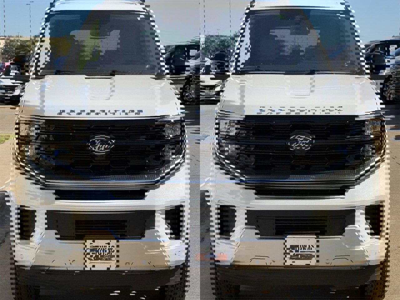 Certified 2025 Ford Expedition Platinum w/ Driver's Package image 8