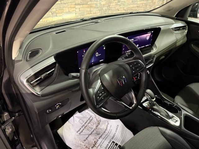 Used 2025 Buick Encore GX Preferred FWD image 27