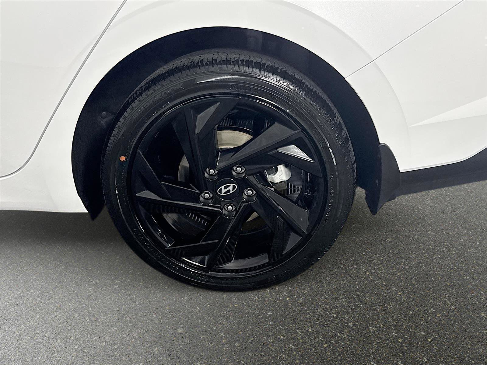 New 2026 Hyundai Elantra Sport FWD image 28