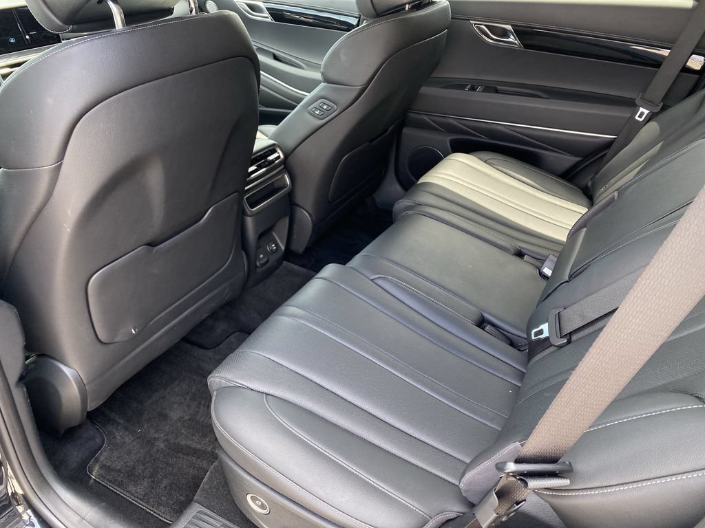 Used 2025 Genesis GV80 2.5T Standard AWD/4WD image 28