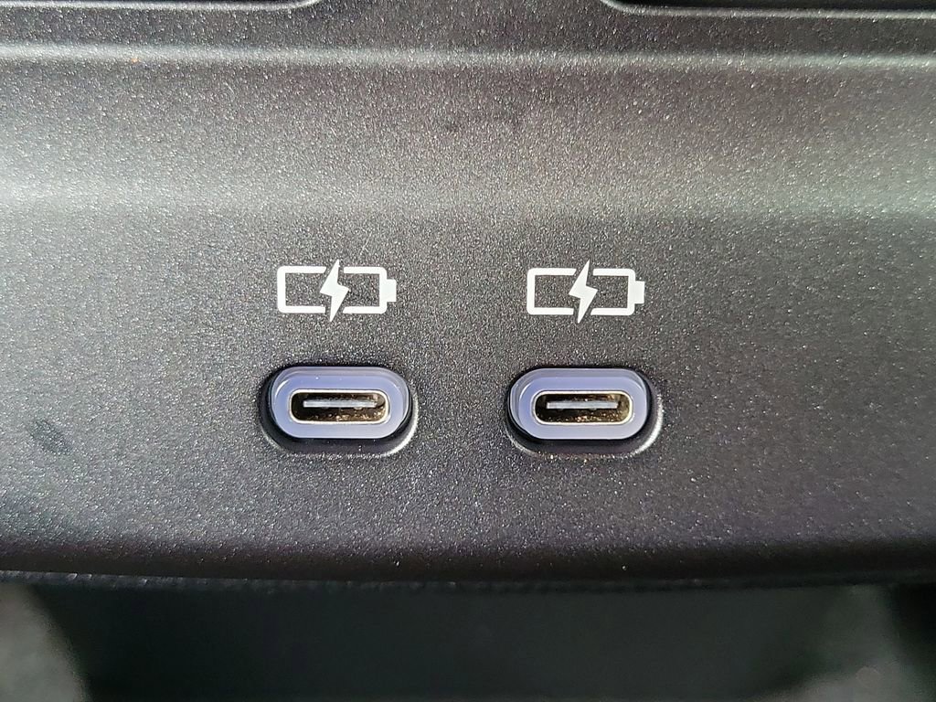 Used 2023 Toyota Crown XLE image 12