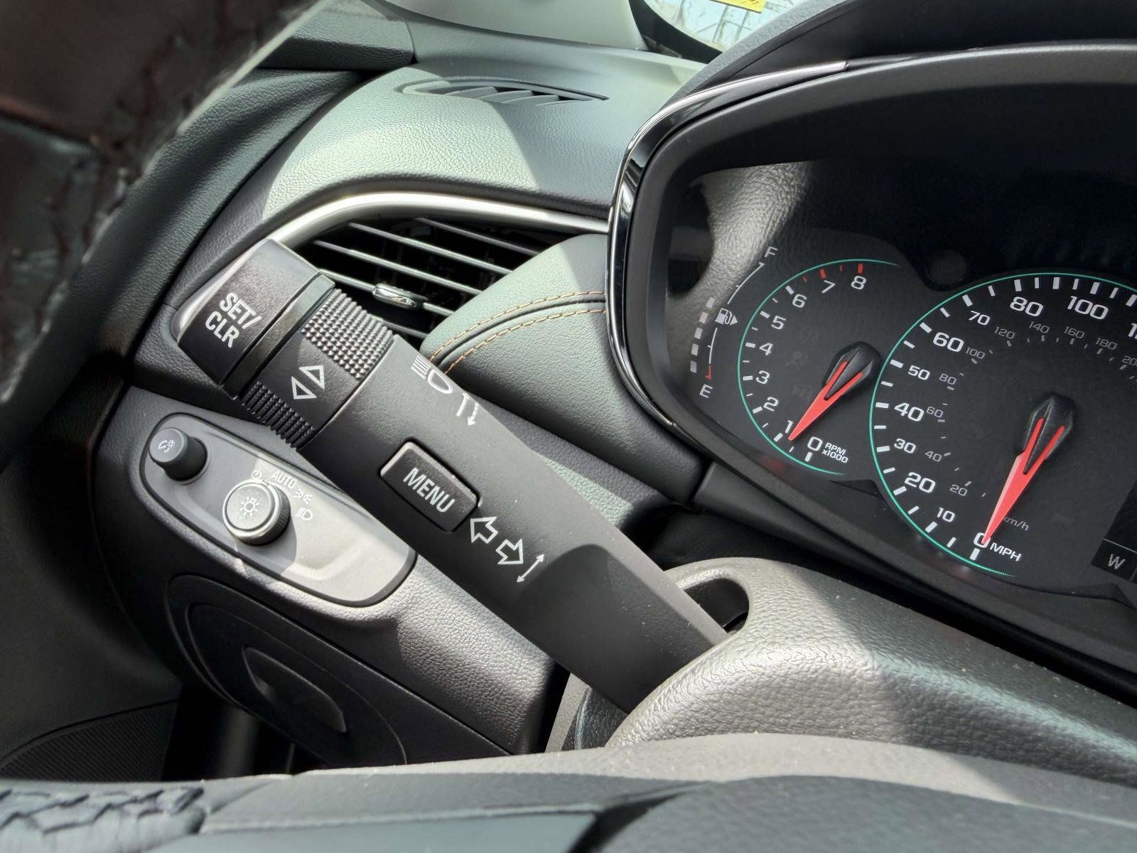 Certified 2022 Chevrolet Trax LT w/ LT Convenience Package image 28